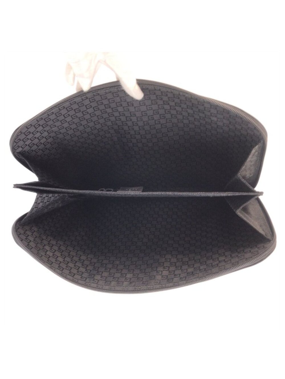 ★SOLD★ Gucci Black Silver Nylon Clutch - Picture 6 of 9